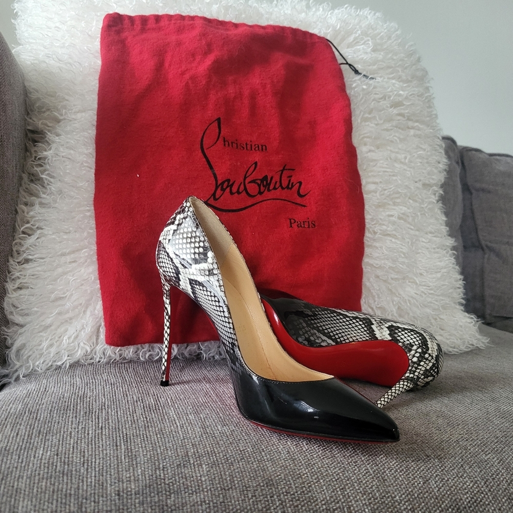 Louis Vuitton size 5 shoes